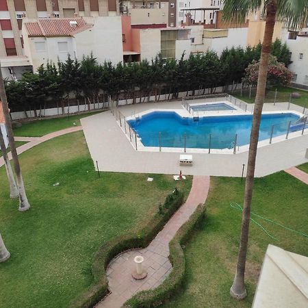 Апартаменты El Rincon De Pilar Al Lado Del Mar Торре-дель-Мар Экстерьер фото