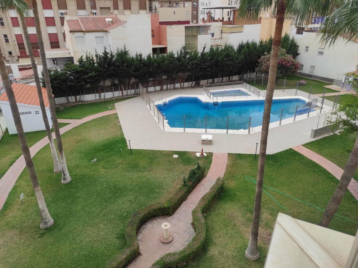 Апартаменты El Rincon De Pilar Al Lado Del Mar Торре-дель-Мар Экстерьер фото